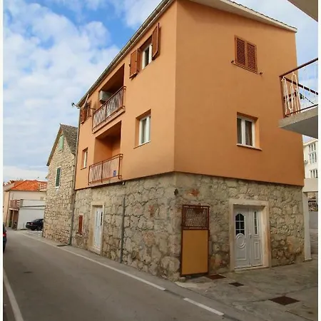 Casa de hóspedes Zoro