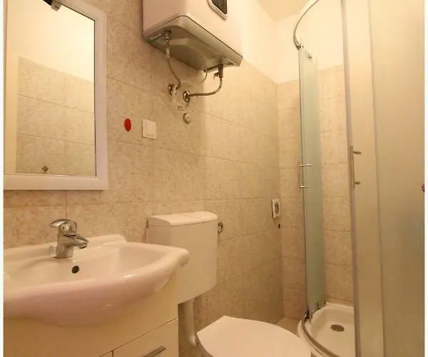 Zoro 게스트하우스